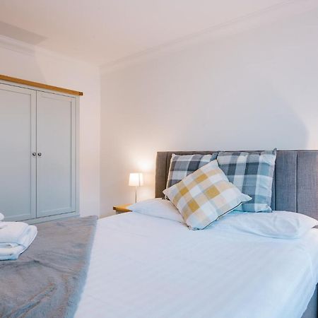 05Th Residence Of Lord Avenue Sleeps Five People Northampton Eksteriør billede