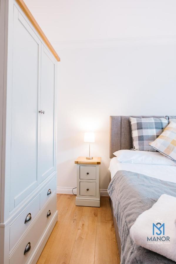 05Th Residence Of Lord Avenue Sleeps Five People Northampton Eksteriør billede